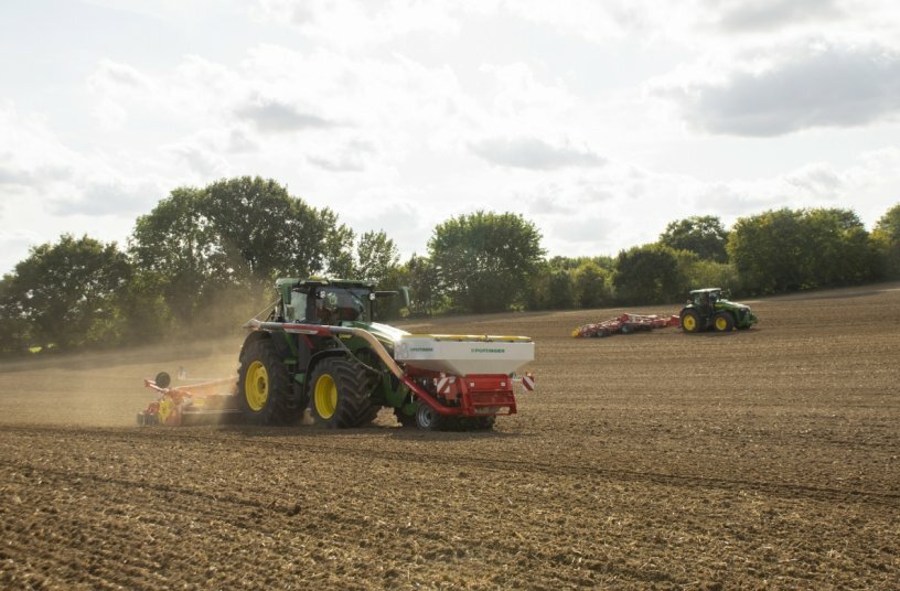 Flexible operations with the AEROSEM 5002 FDD