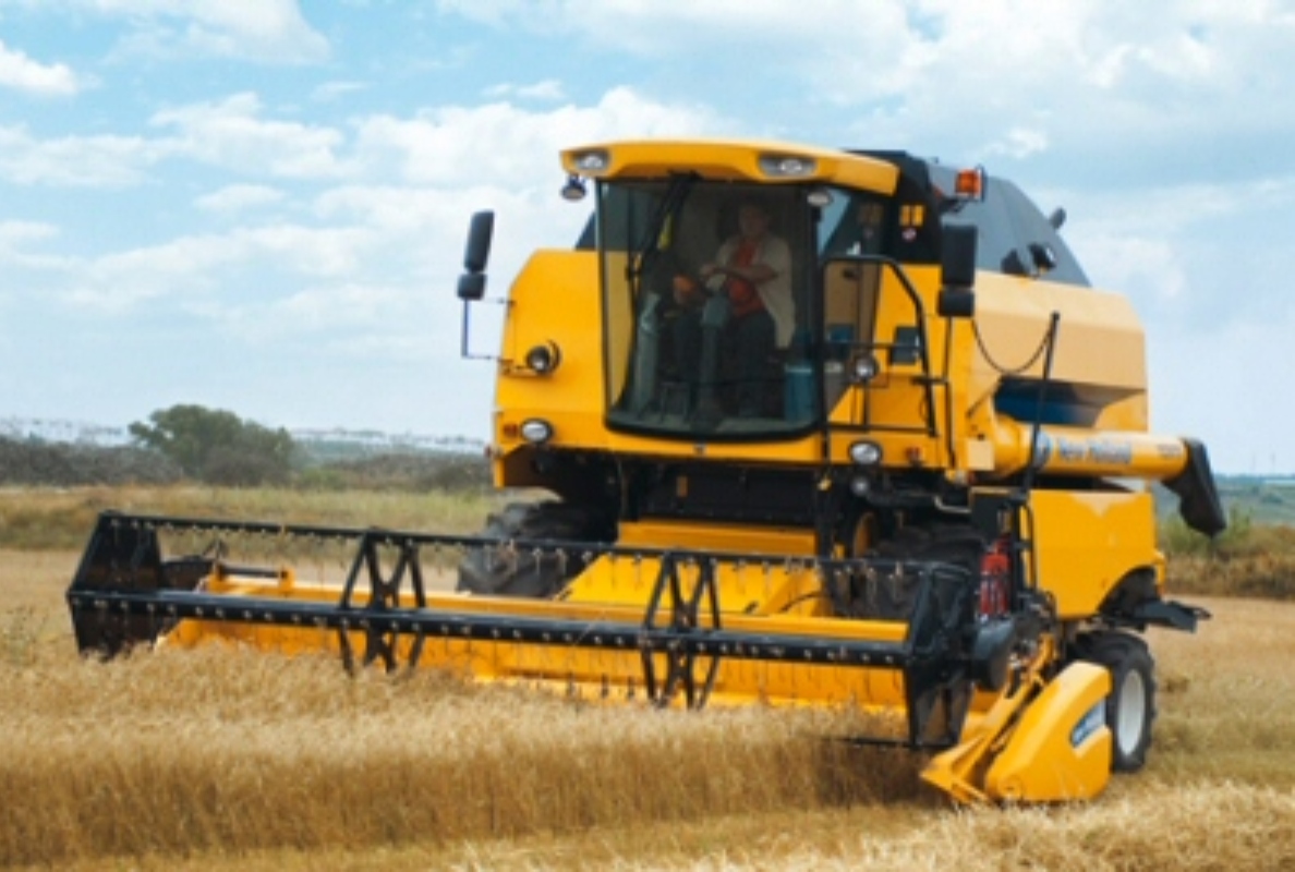 New Holland TC 5070 SCR