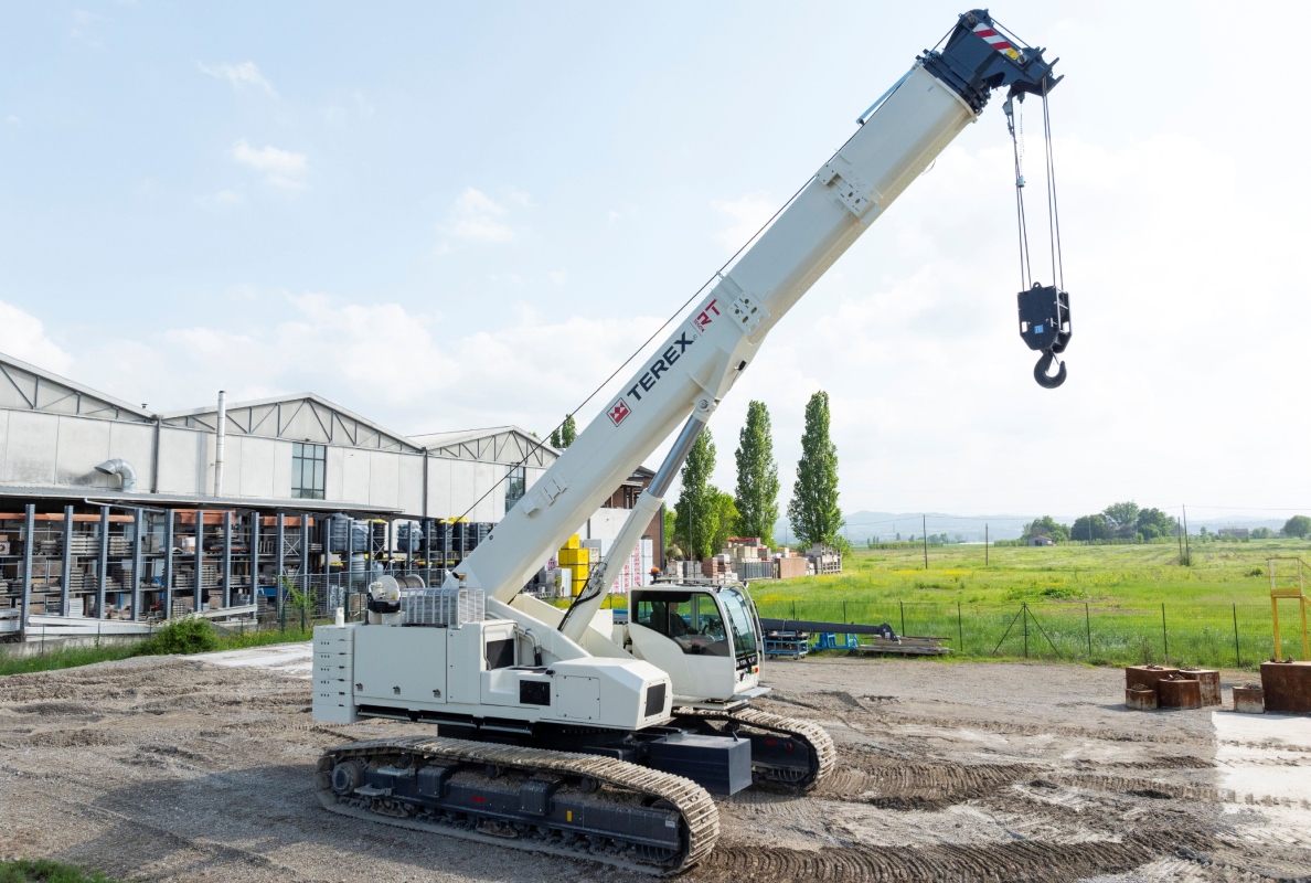 Raimondi to address market demand with the launch of its first telecrawler crane line engineered by Terex Rough Terrain Cranes