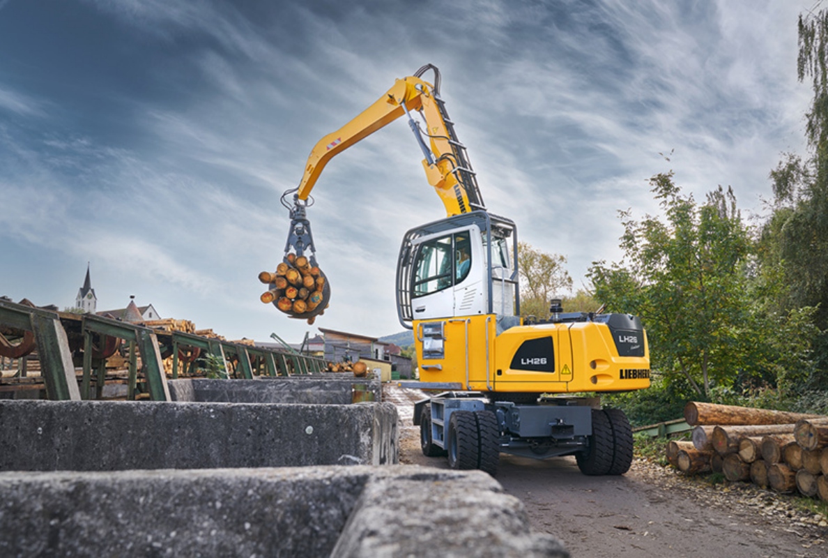 Liebherr will unveil the new LH 26 M Timber Litronic material handler at LIGNA in Hanover.