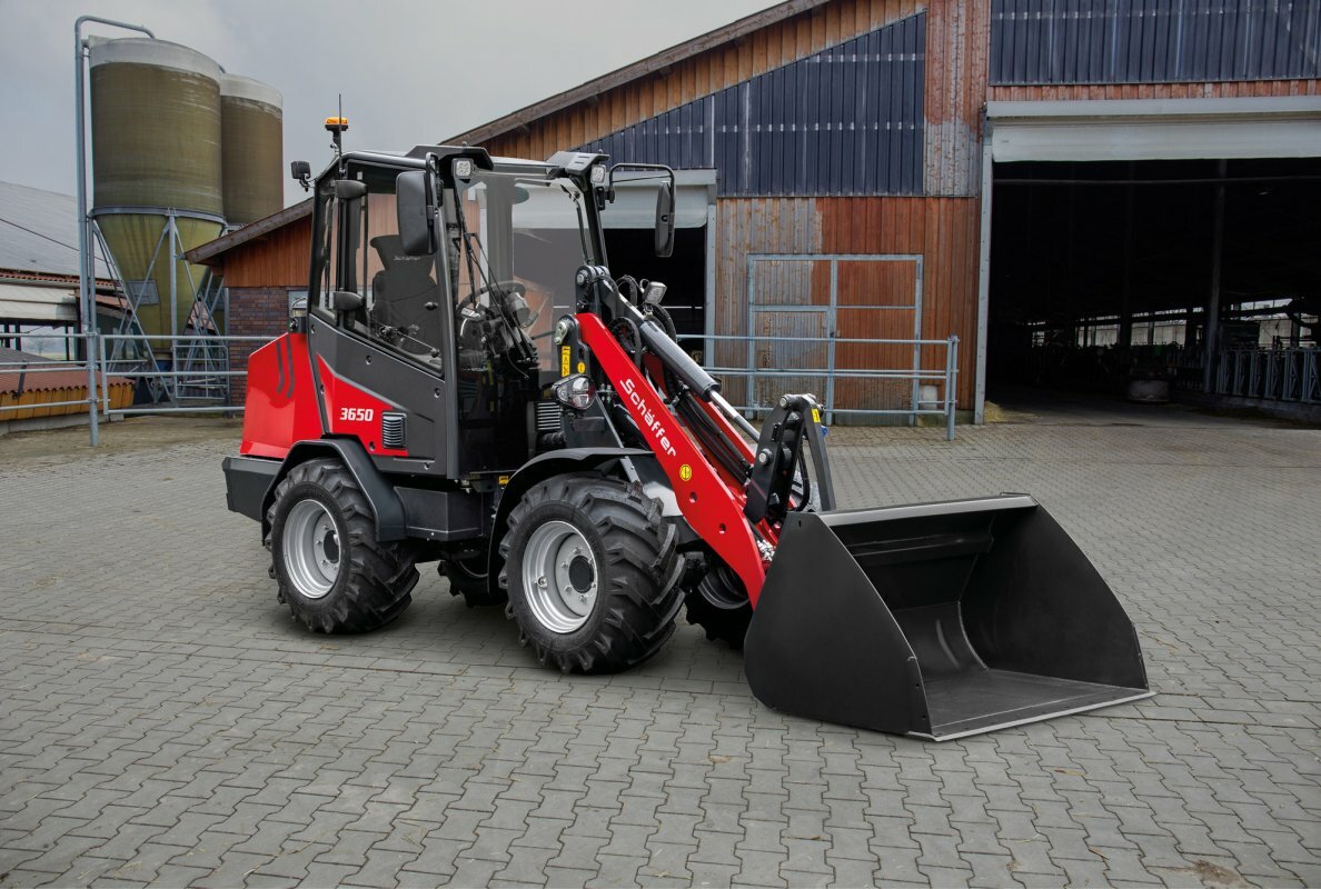 The 2nd generation 3650 with a new cab and additional safety features makes daily work easier.
