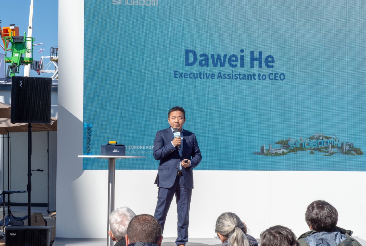 Dawei He