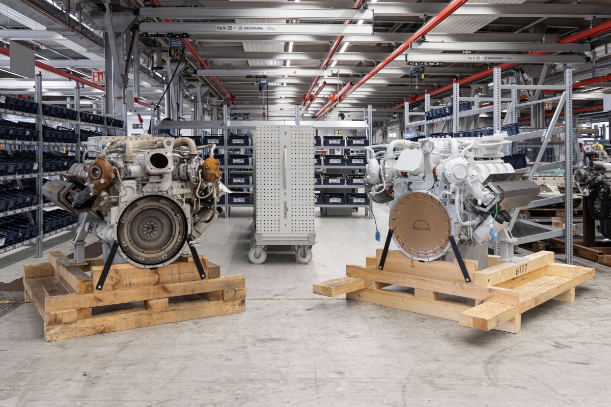 From old to new: A used (left) and MAN Genuine Remanufactured Engine (right) side by side.