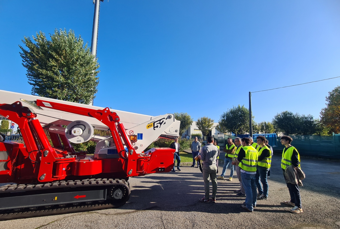 Palazzani Industrie Hosts Engineering Students from the University of Brescia for a Training Day