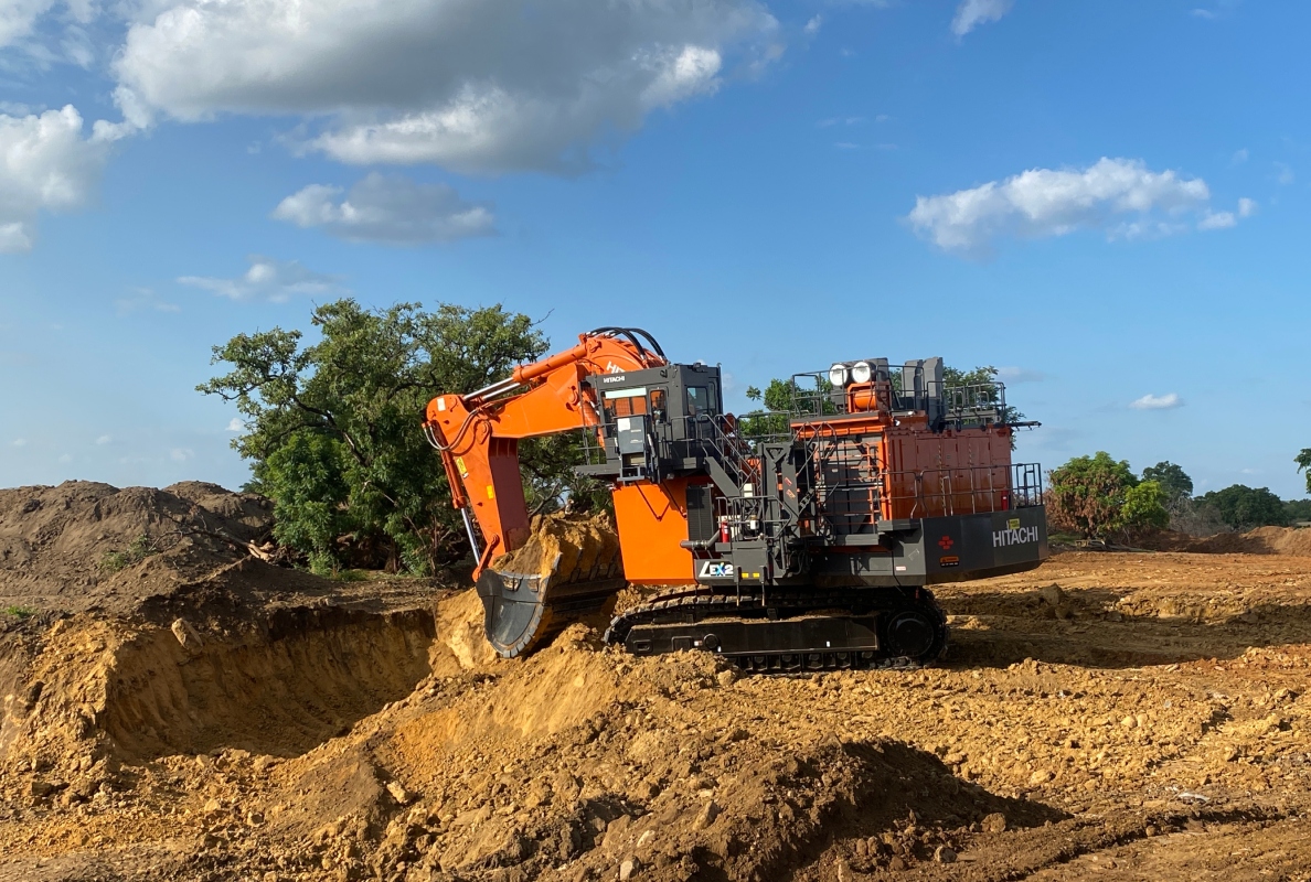 The first Hitachi EX2000-7 excavator in Ghana sets the standard in mining