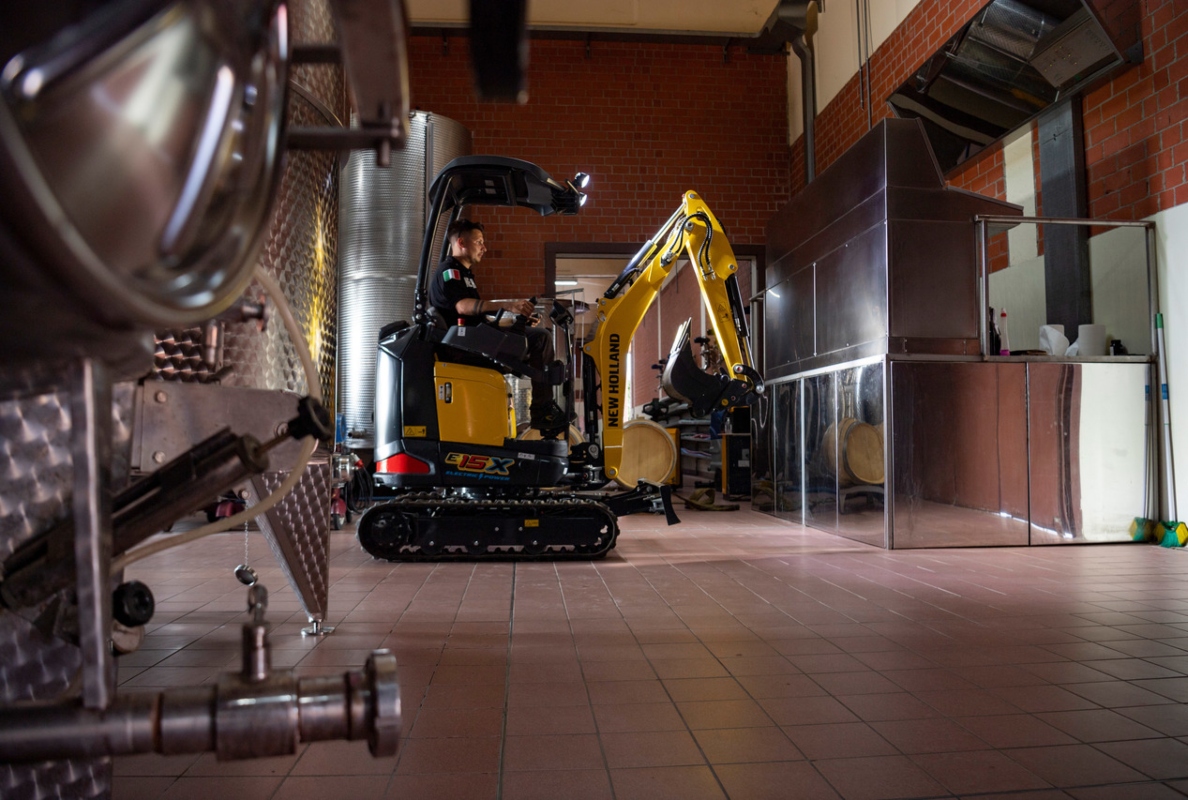 New Holland E15X Electric Power