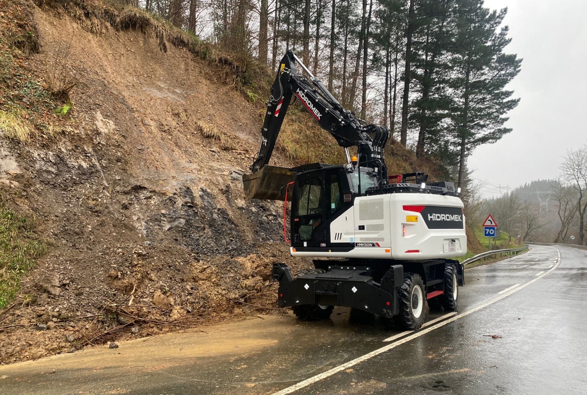 HİDROMEK HMK 150 WR