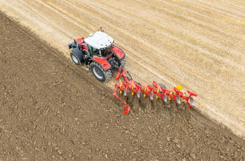 Maximum soil conservation thanks to wide tyres or crawler tracks