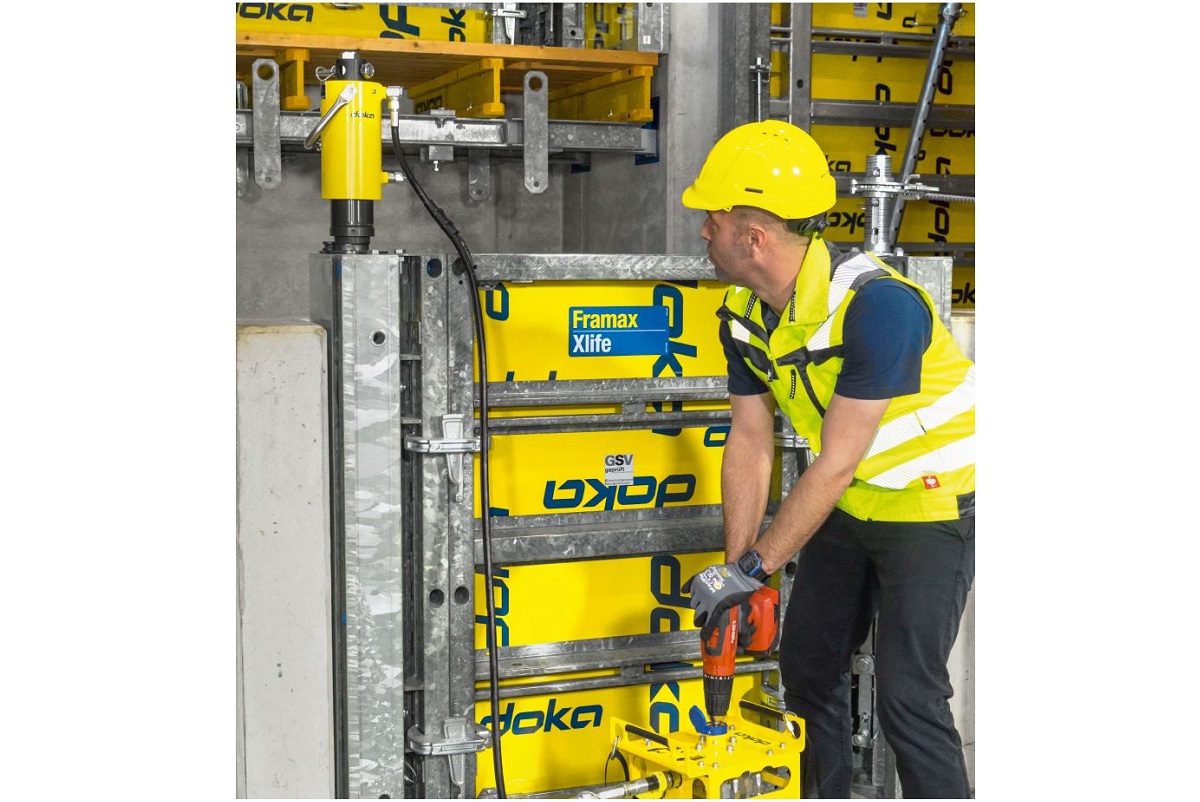 Framax hydraulic stripping corner