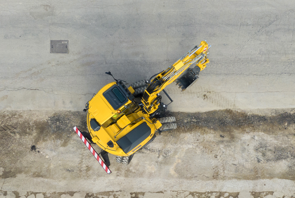 Komatsu PW98MR-11