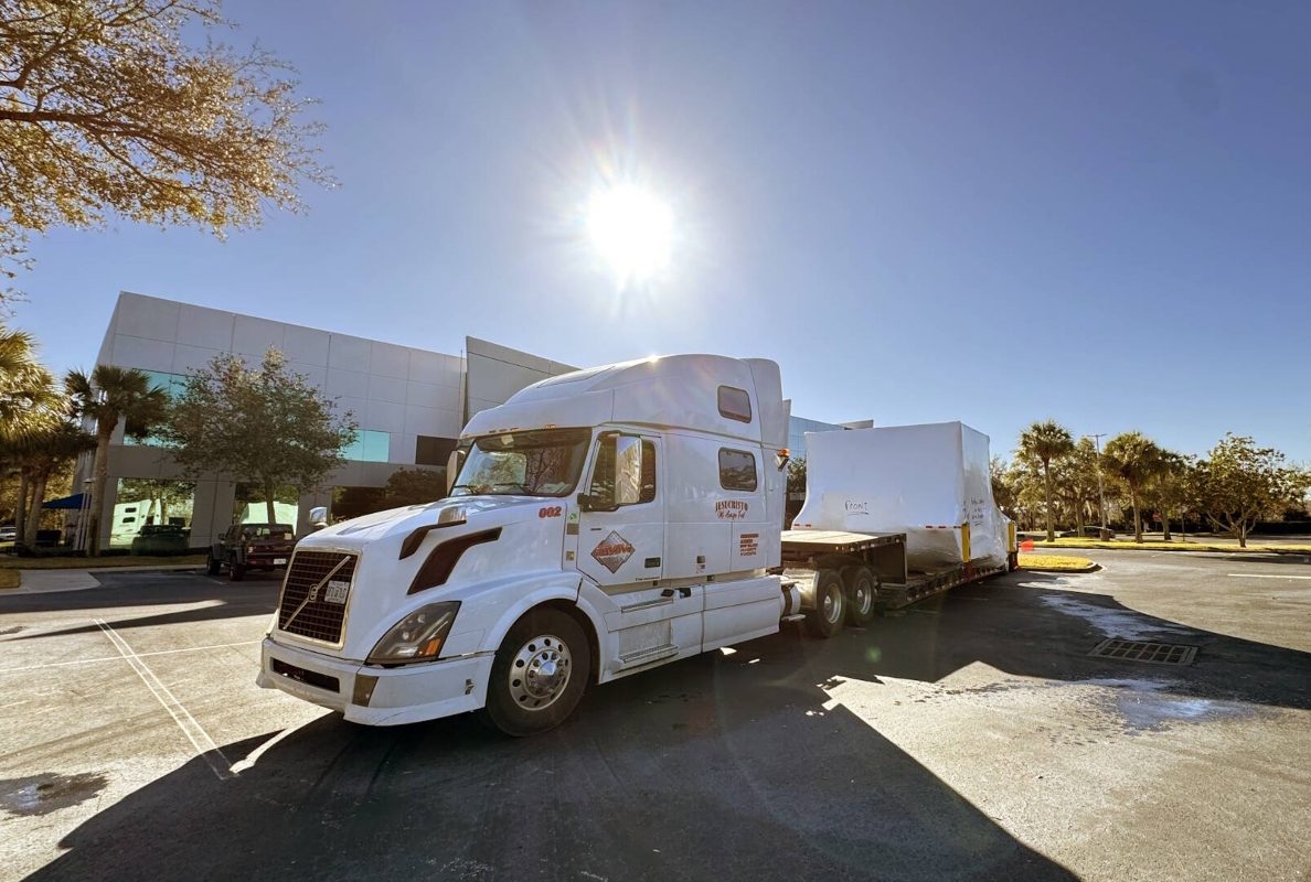 Transatlantic Traffic Grows for Van der Vlist