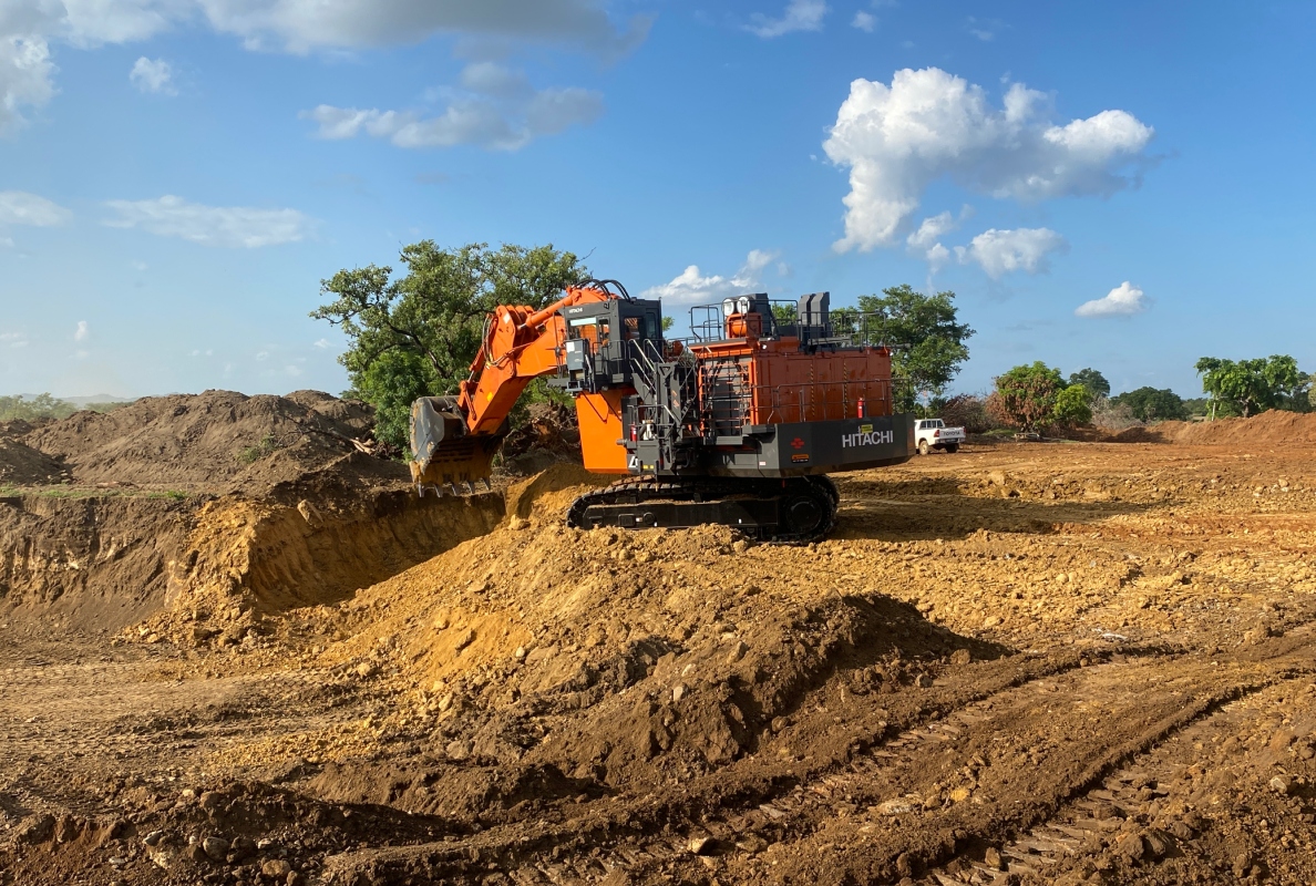 The first Hitachi EX2000-7 excavator in Ghana sets the standard in mining
