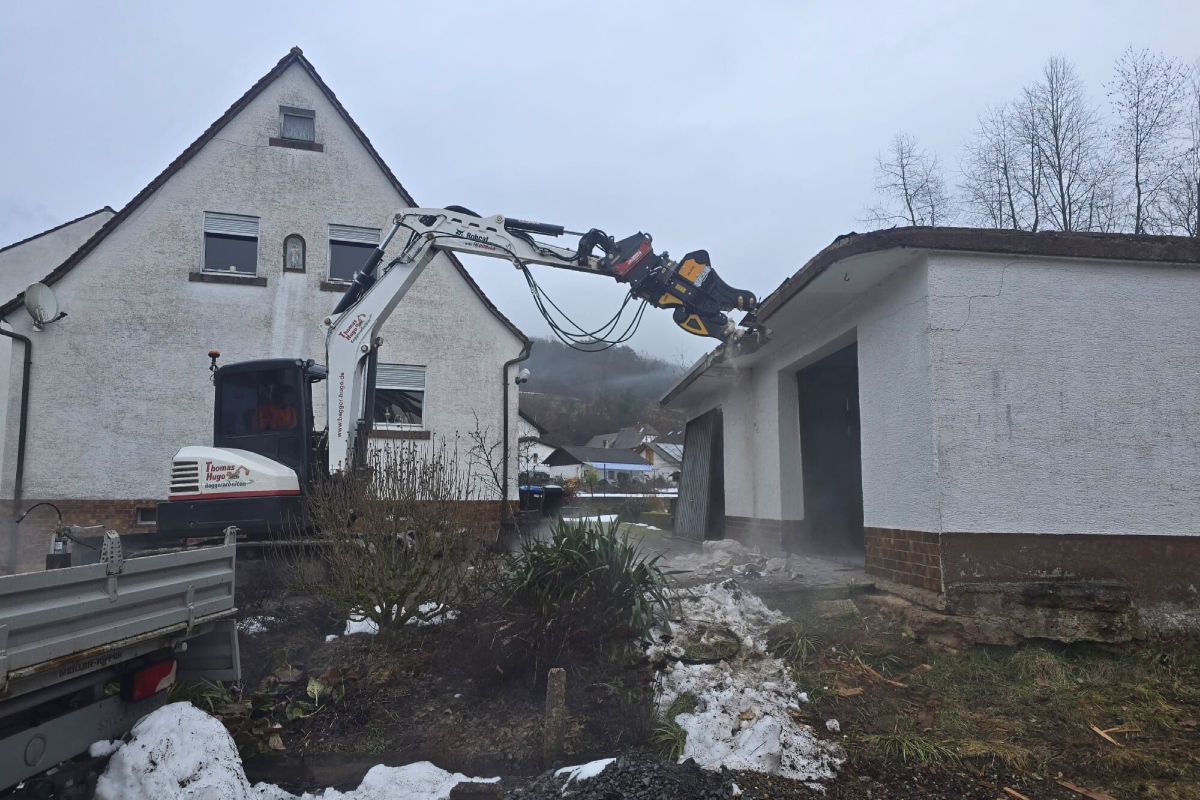 MB Crusher MB-P380