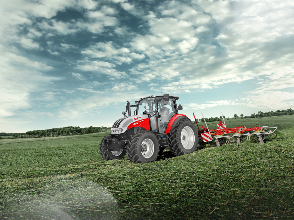4120 Kompakt <br> Image source: Steyr 