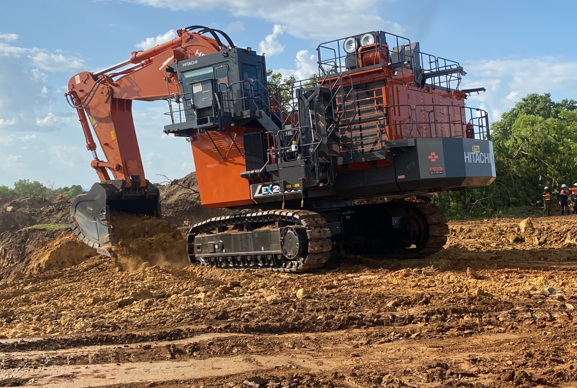 The first Hitachi EX2000-7 excavator in Ghana sets the standard in mining