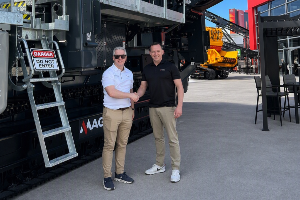 Niall Duffy, Product & Technical Sales Manager, MAGNA and Luke Talbot, Managing Director, PowerX