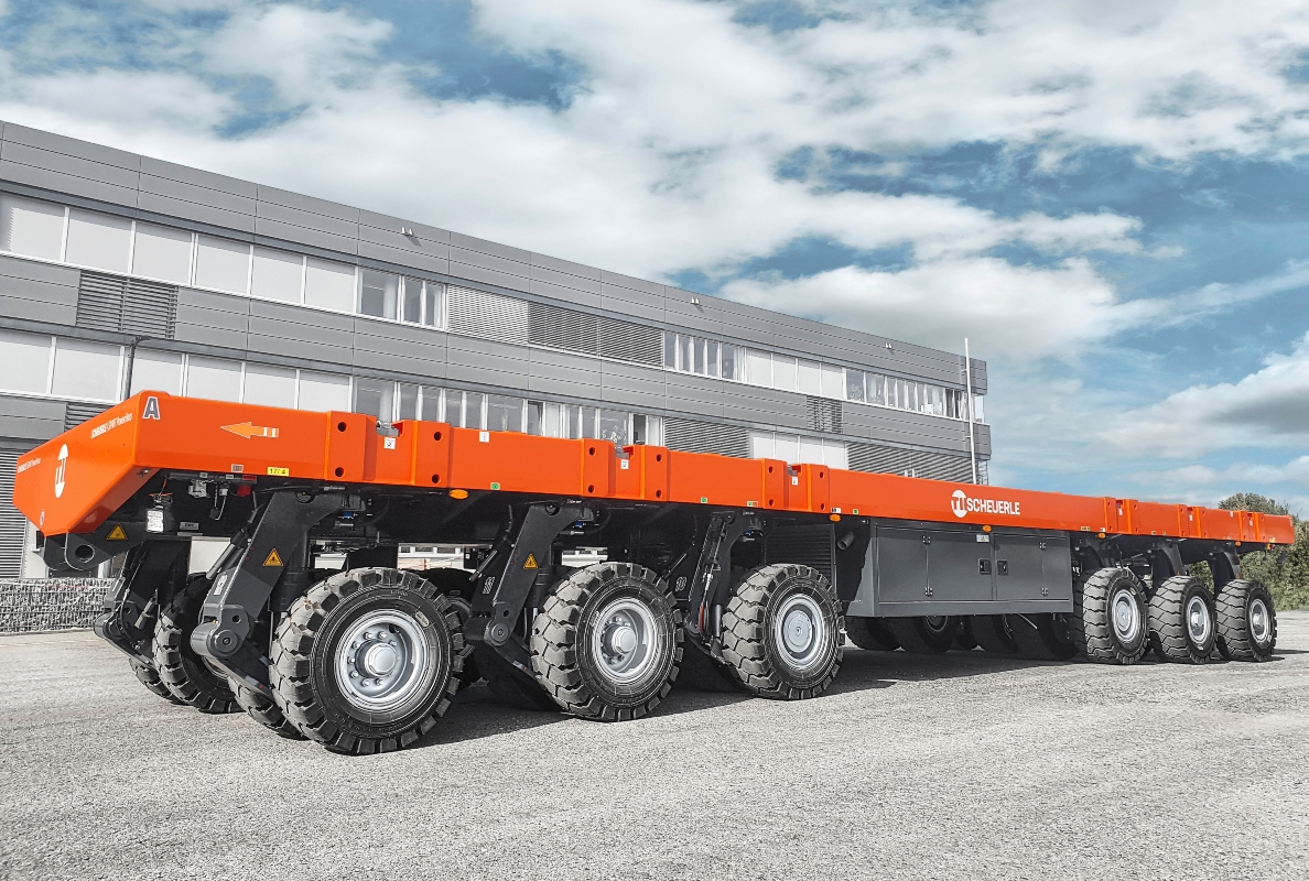 SPMT PowerHoss330 – a compact all-rounder; ‘plug and play’ with minimal driver training.