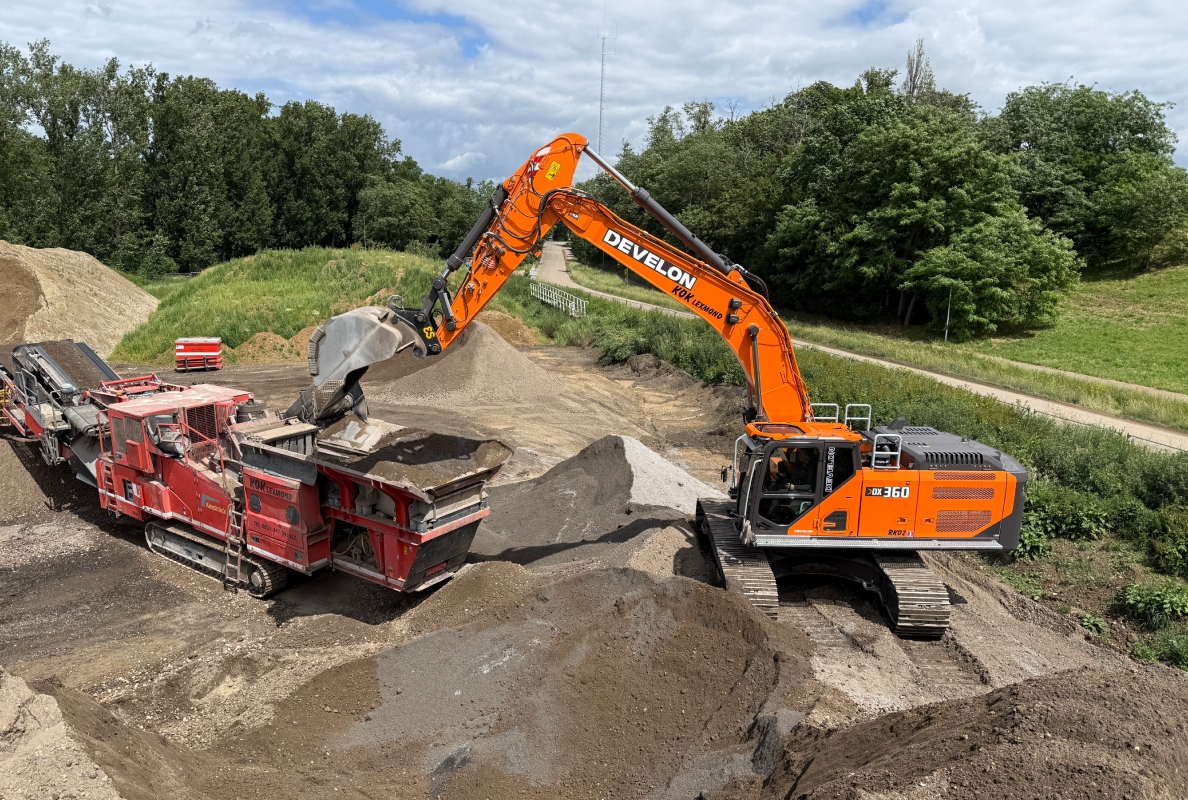 Develon DX360LC-9