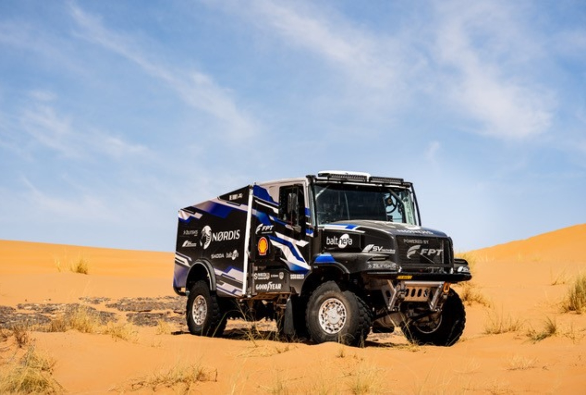 Goodyear strengthens its partnership with Team De Rooy for the demanding 2026 Dakar Rally