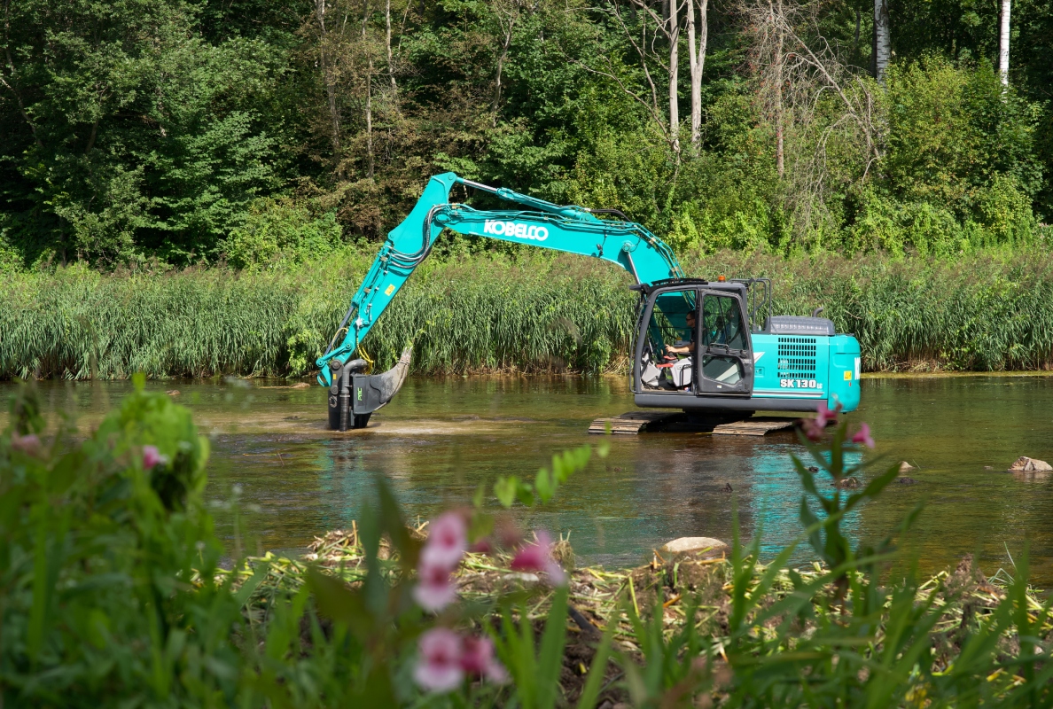 Kobelco SK130LC-11