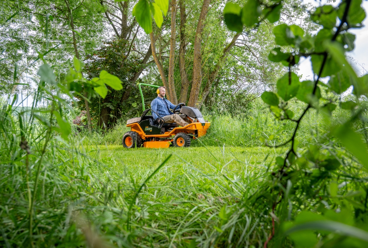 The innovation from AS-Motor: Electric high grass ride-on mower with rechargeable battery system