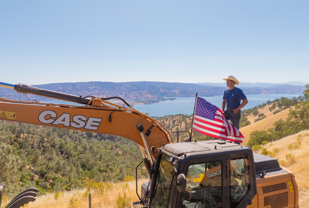 CASE Construction Equipment and Jon Pardi Extend Longstanding Partnership Into 2026, Pardi to Perform at CONEXPO 2026 On March 3 in Las Vegas, NV