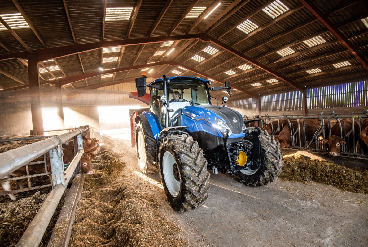 New Holland T5 Dual Command