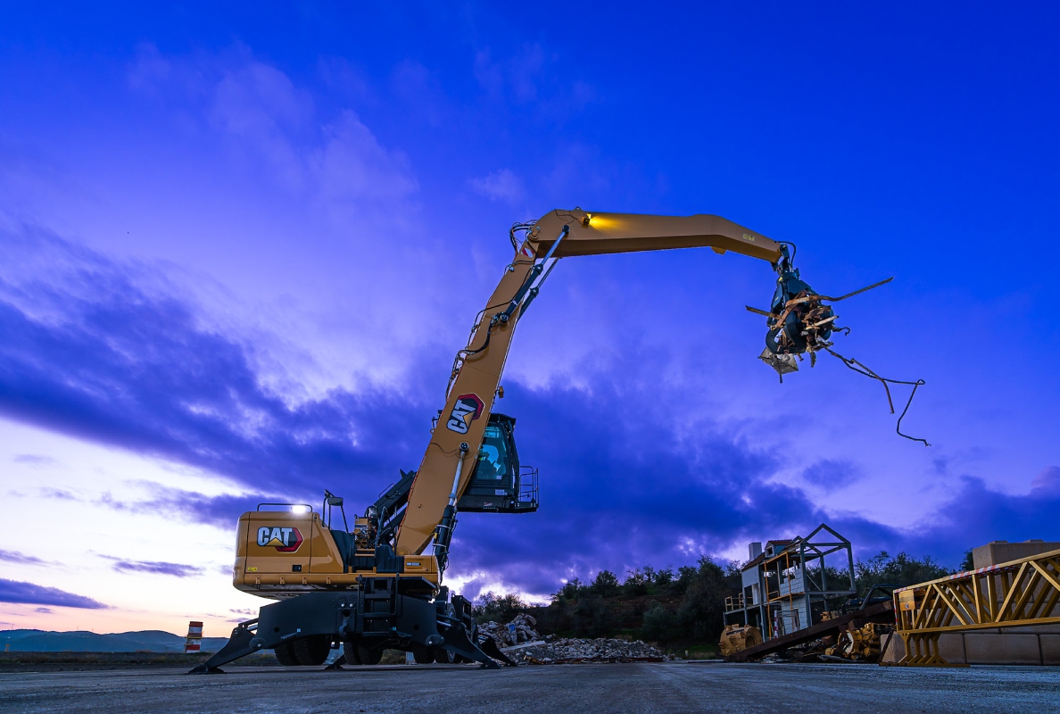 Cat® MH3032 Material Handler