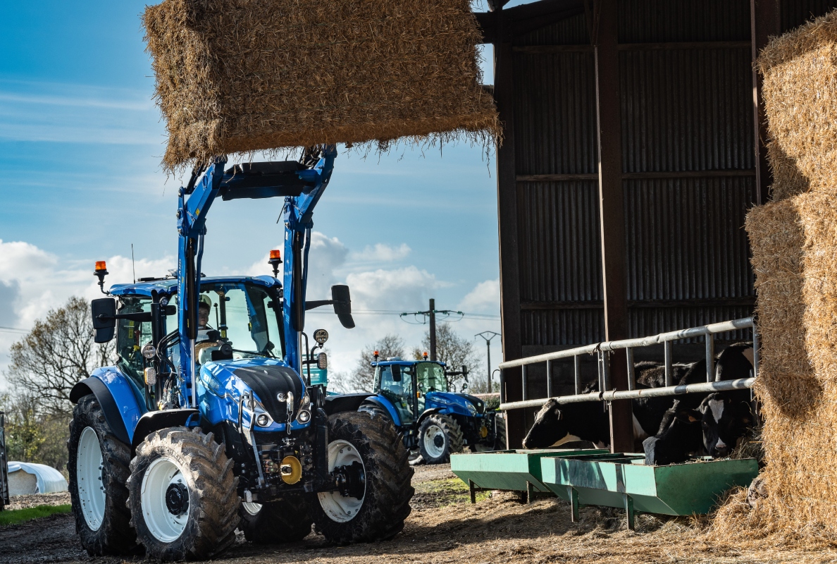 New Holland T5 Dual Command