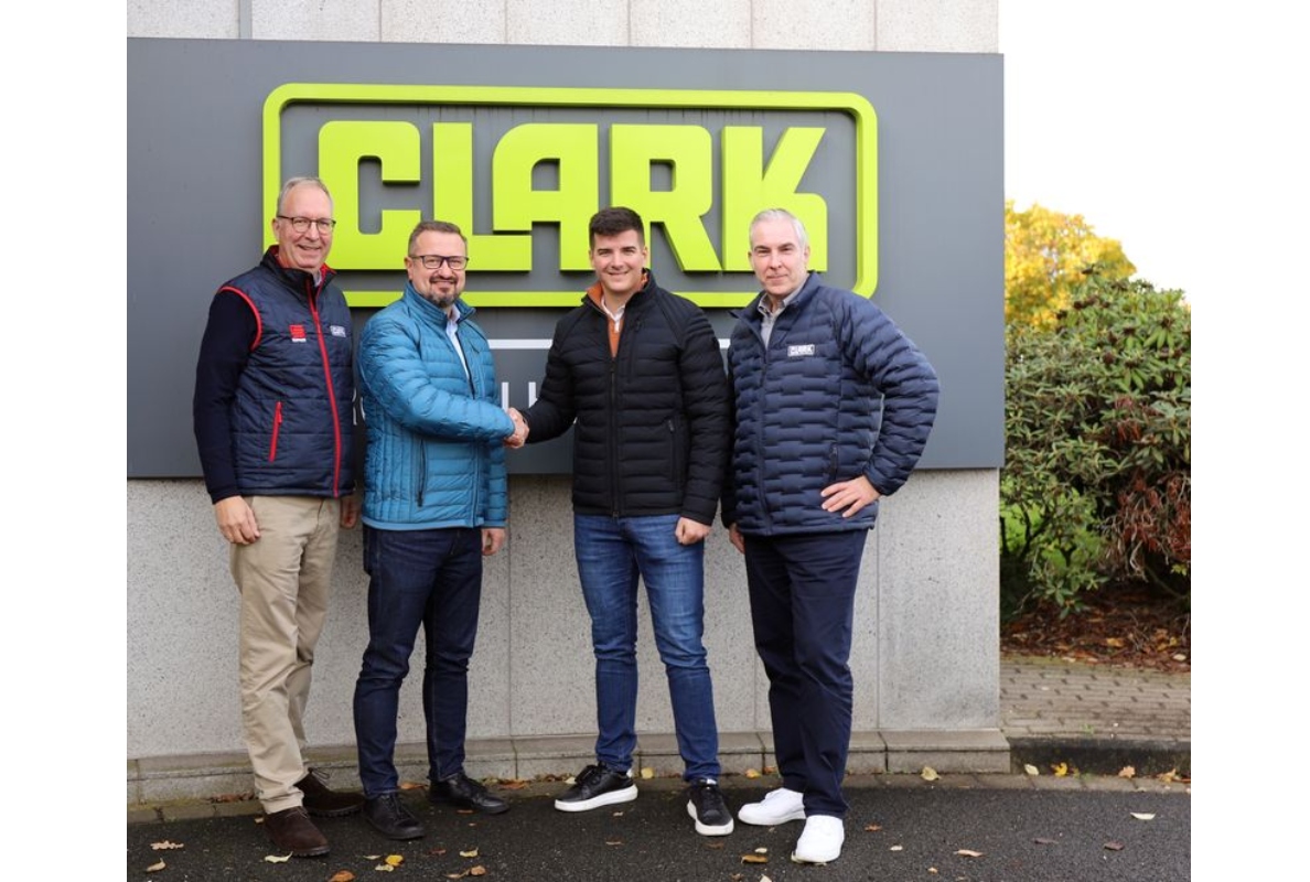 From left to right: Stefan Budweit, President & CEO Clark Europe, Marcin Proszowski, Regional Manager, Clark Europe, Bence Bacsi, CEO Pagát Gold, Hungary, Holger Schmitz, Director Sales & Marketing