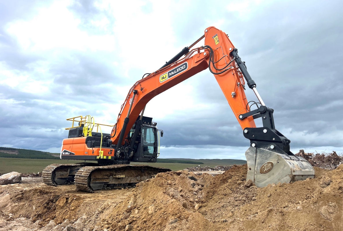 Develon Wins Major New Machine Order from RJ McLeod