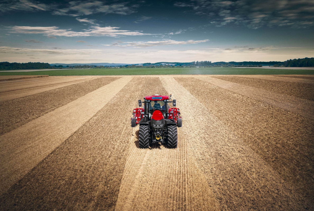 Case IH Optum 340 CVXDrive precision farming