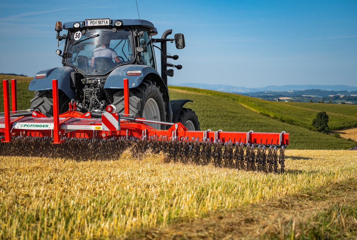 Versatile ROTOCARE shallow cultivating