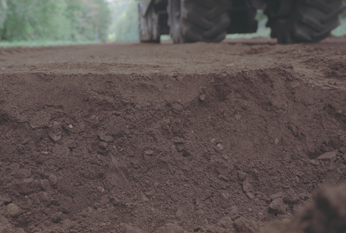 The WRC 240i ensures a homogeneous mixing result at a working depth of up to 35 cm.