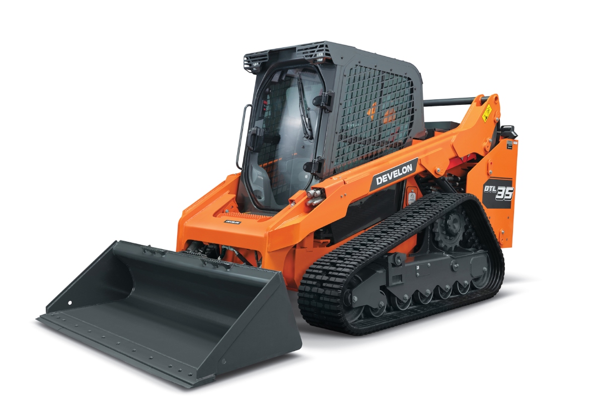  DEVELON DTL35 tracked loader