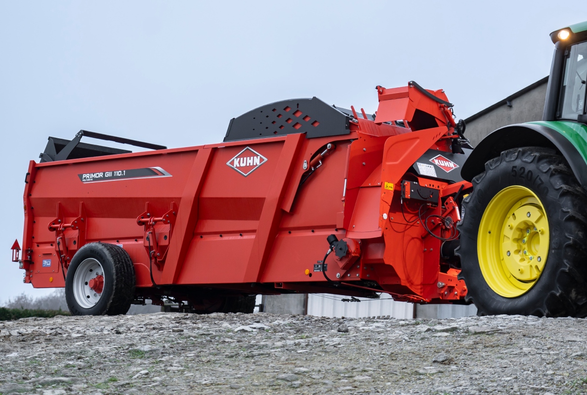 New generation of straw-blower feeders PRIMOR GII 110.1 Polydrive