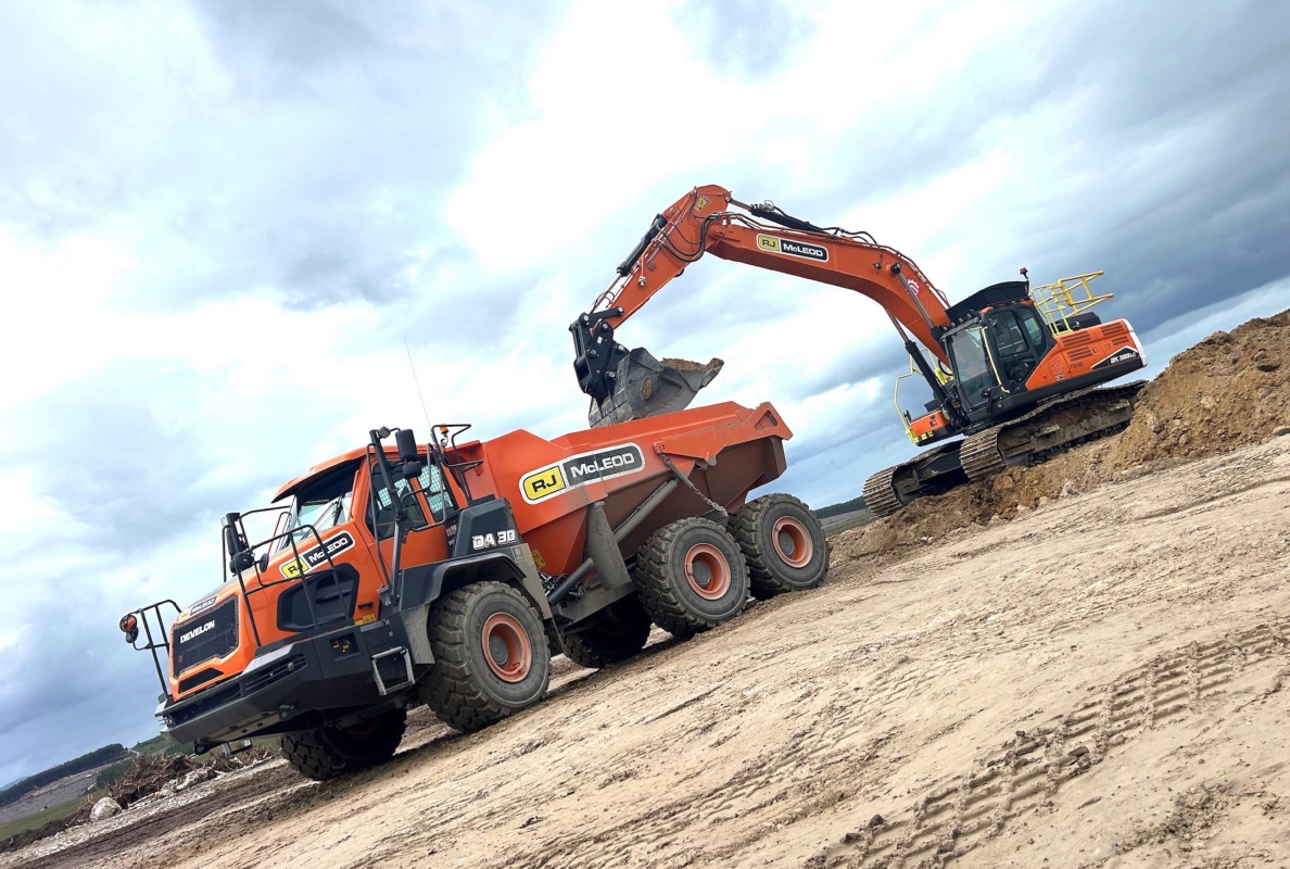 Develon Wins Major New Machine Order from RJ McLeod