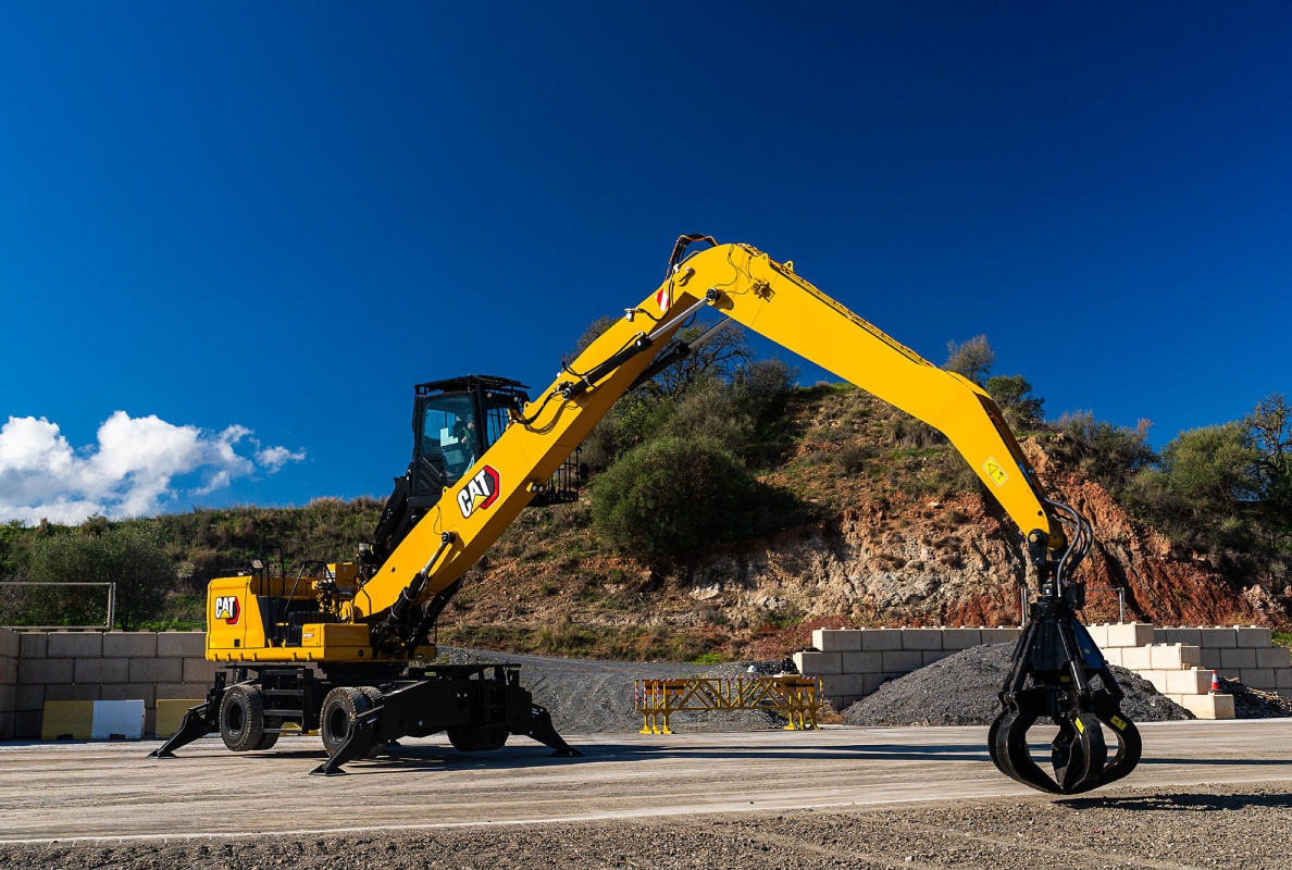 Cat® MH3032 Material Handler