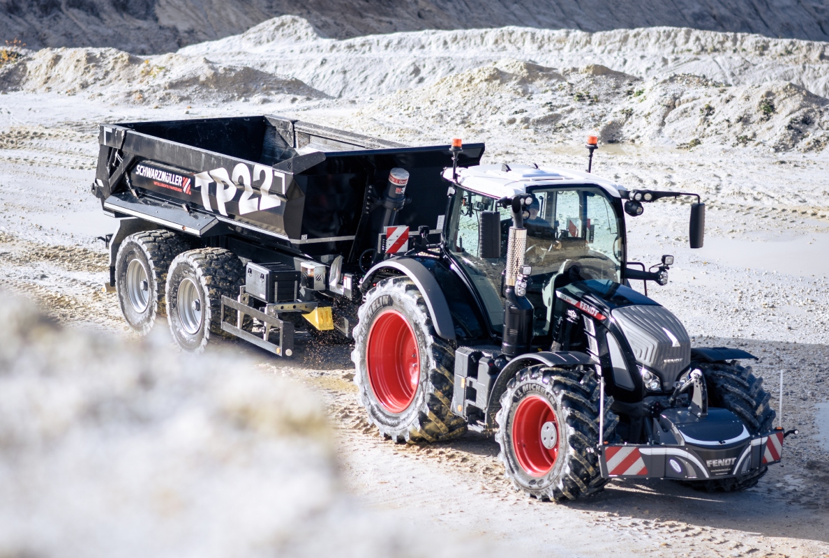 TP22 off-road tipper trailer - The answer to challenging terrain