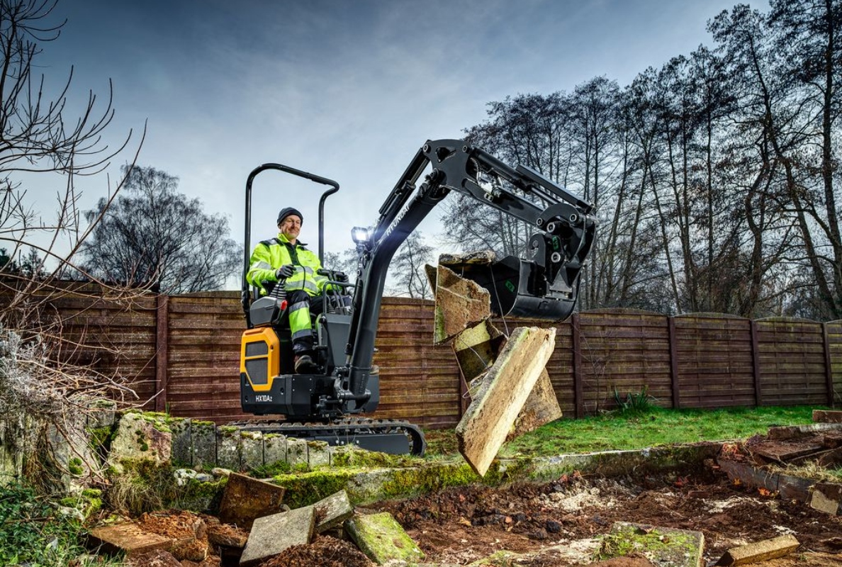 Hyundai adds HX10A Z micro excavator to compact line
