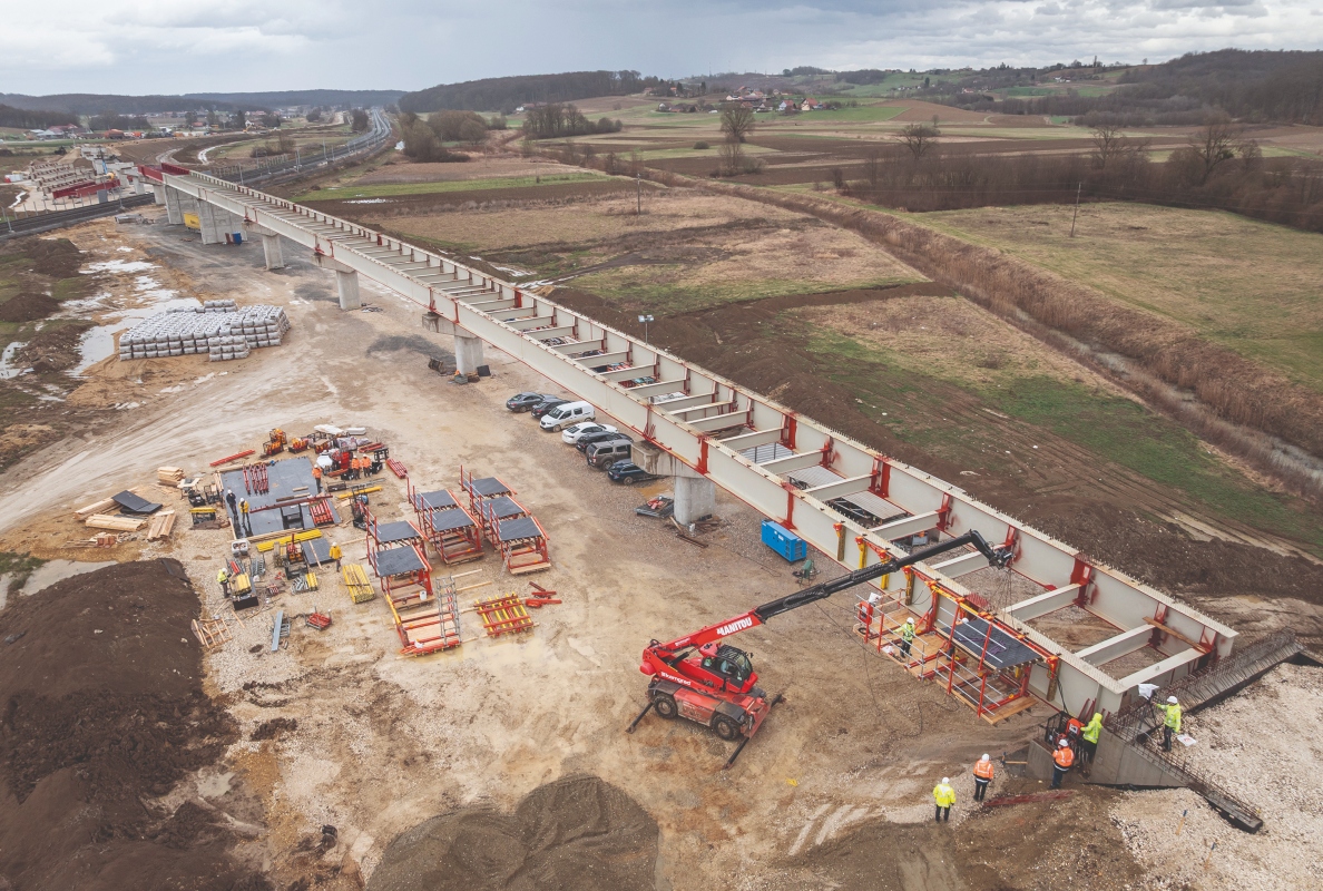 The HŽ-2 overpass in Križevci is an important element in establishing an uninterrupted link between Zagreb and the Hungarian border.