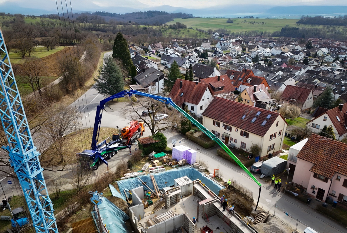 Volvo Trucks and Putzmeister have developed a fully electric alternative for pumping concrete.