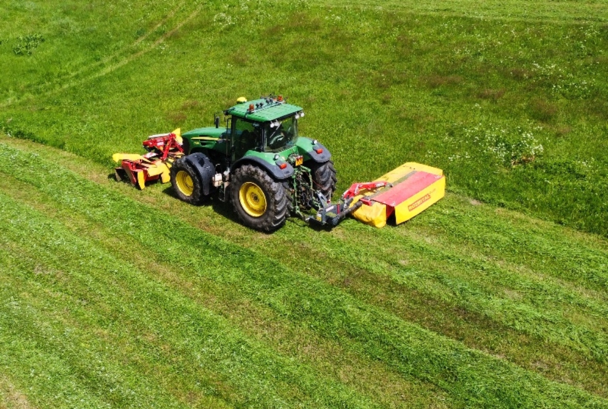 ROZMITAL launches the new SD-300R disc mower with roller conditioner