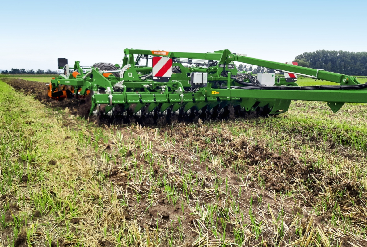 The Ceus-TX in use with SoilDetect for data recording during the pass