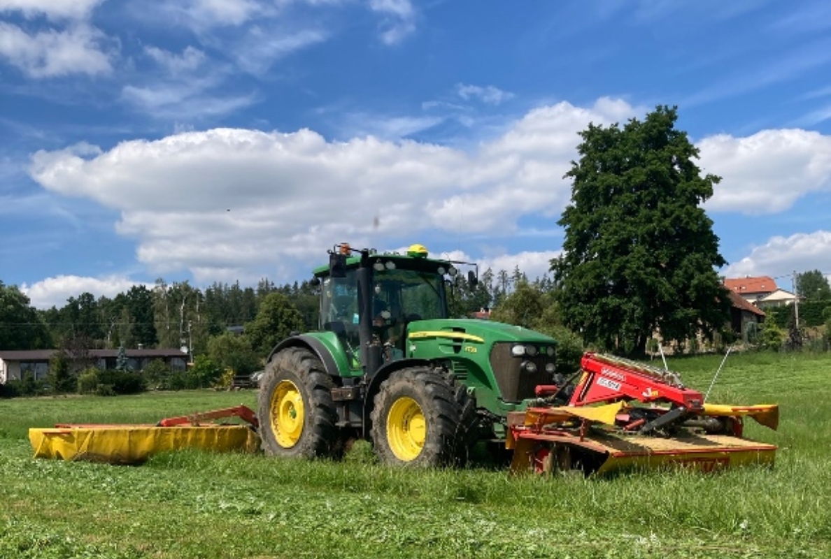 ROZMITAL launches the new SD-300R disc mower with roller conditioner