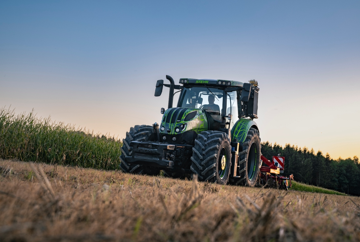 STEYR Hybrid