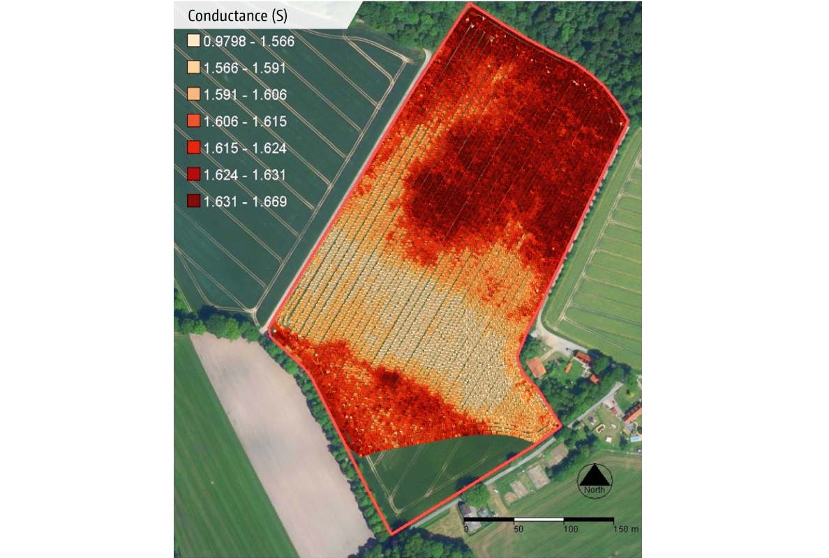 SoilDetect provides the soil conductivity values measured during the pass.