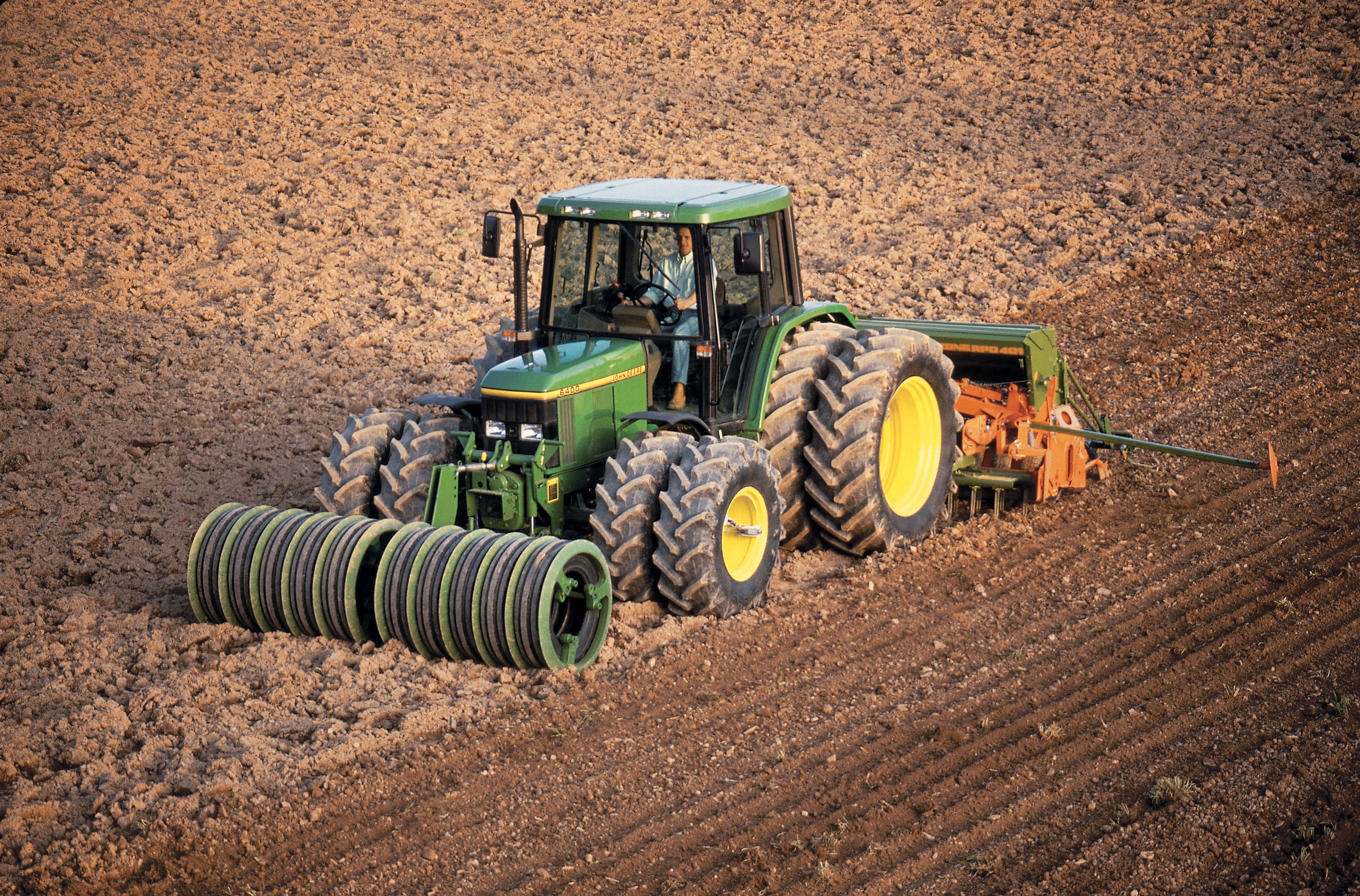 John Deere marks two million Mannheim tractor