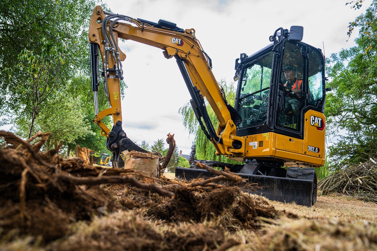 Cat® 302.6 mini excavator