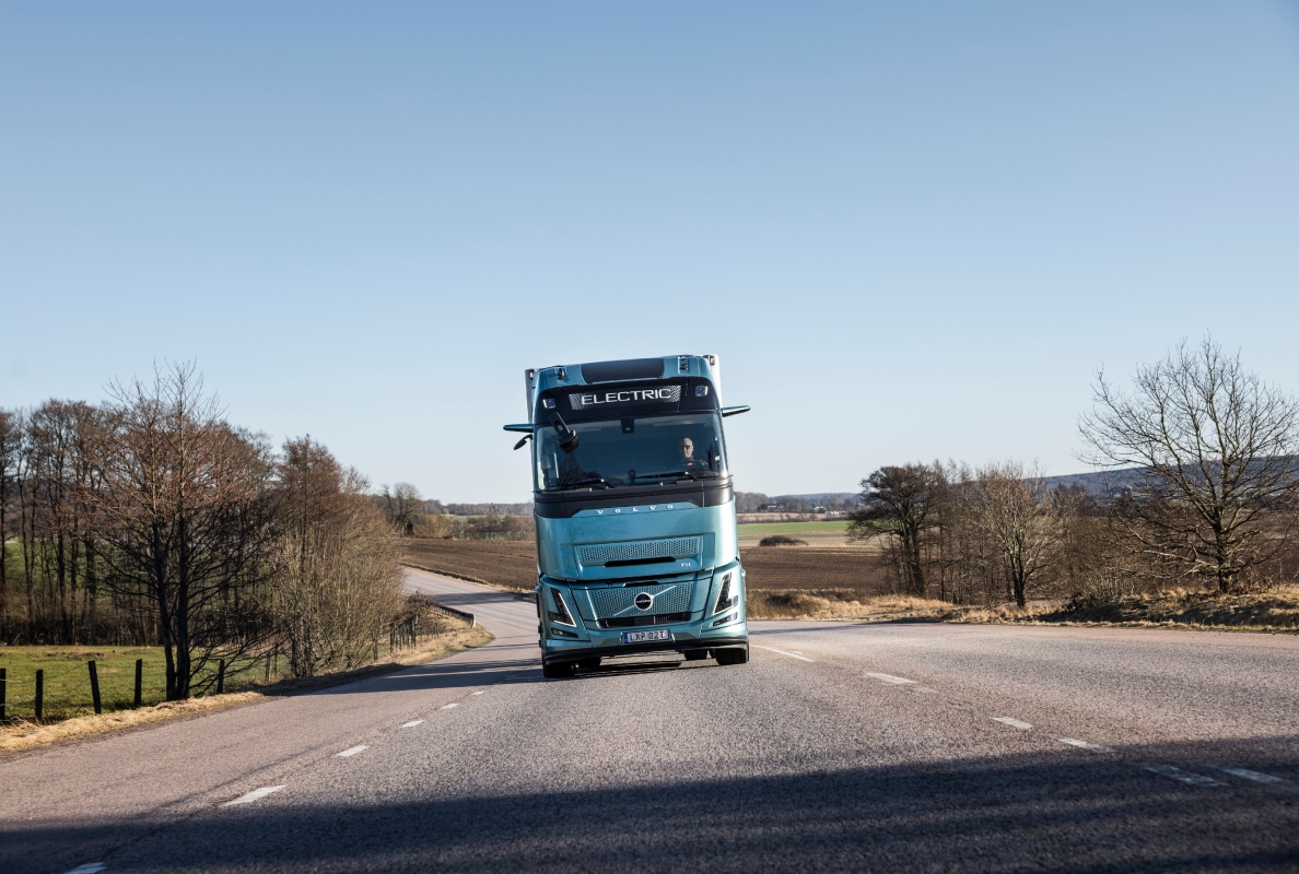 Up to 600 km on one single charge. That’s how far Volvo’s next-generation heavy-duty electric truck will be able to drive.